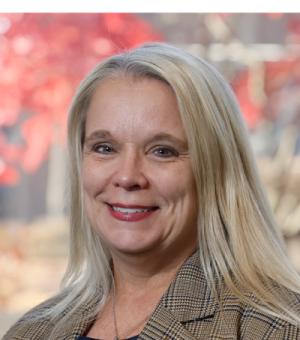 Photo portrait of Kerry Schmidt